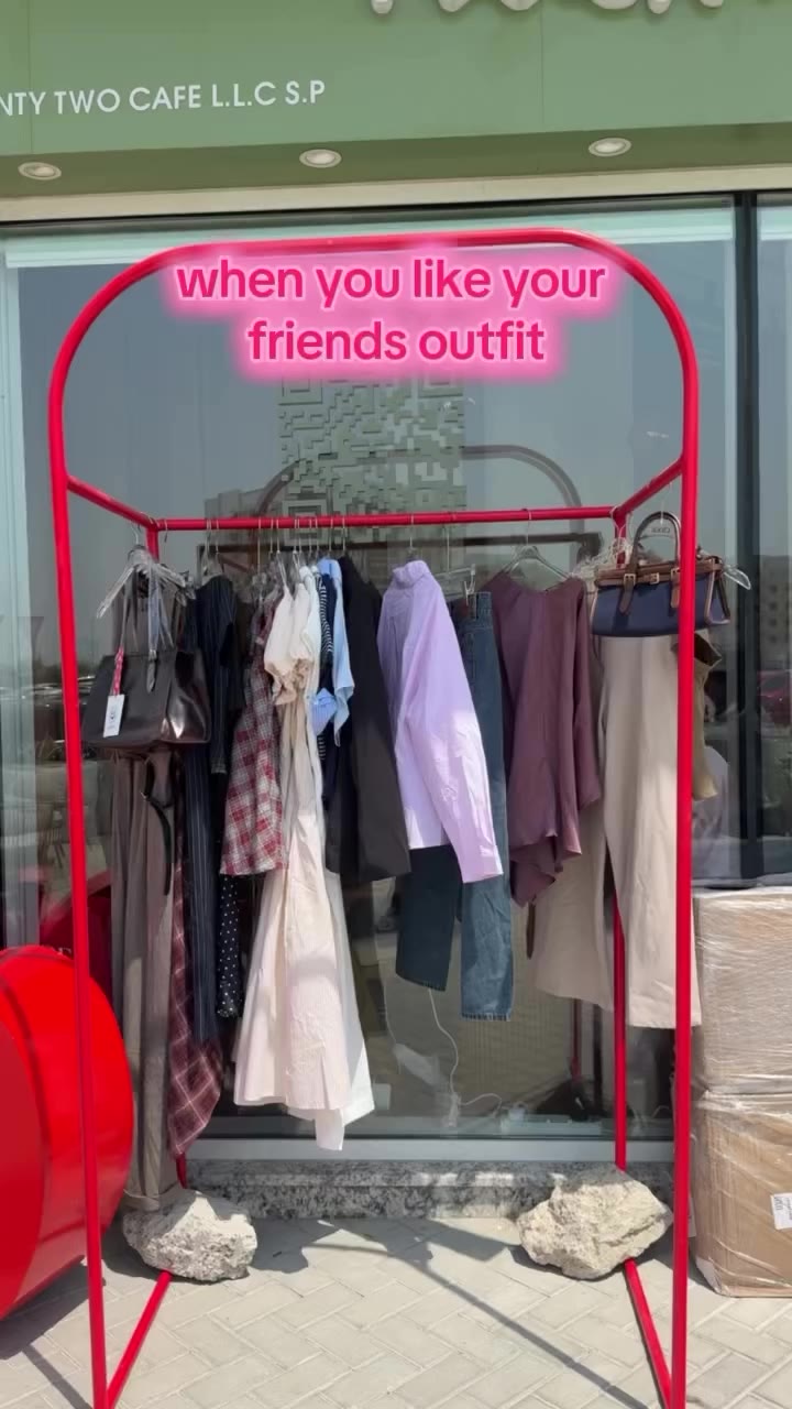 لما تشوفين التاق وتعرفين على طول وش خطوتك الجاية 🤭🛍️🍎 When you check the…