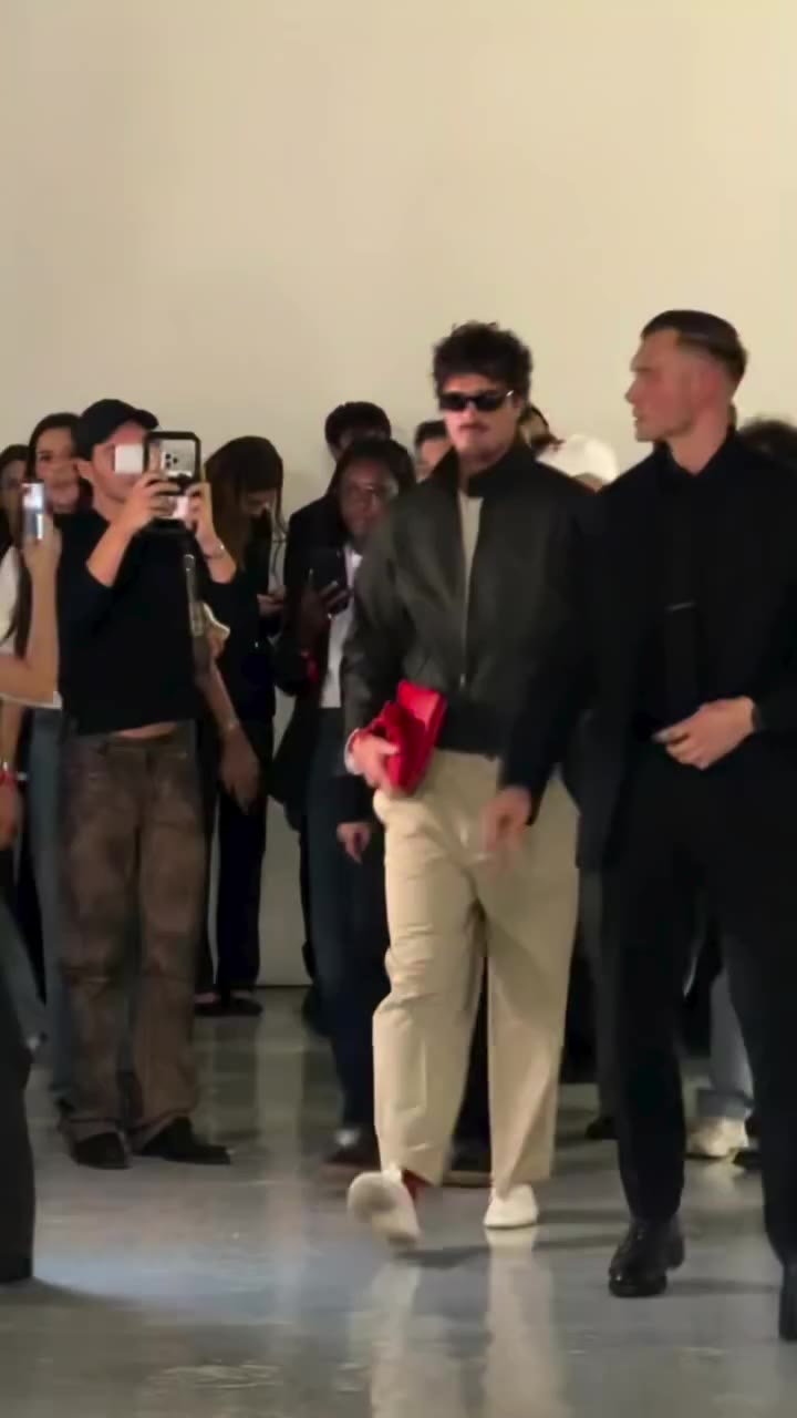 #JacobElordi—and his new facial hair—have touched down in Milan for Bottega…