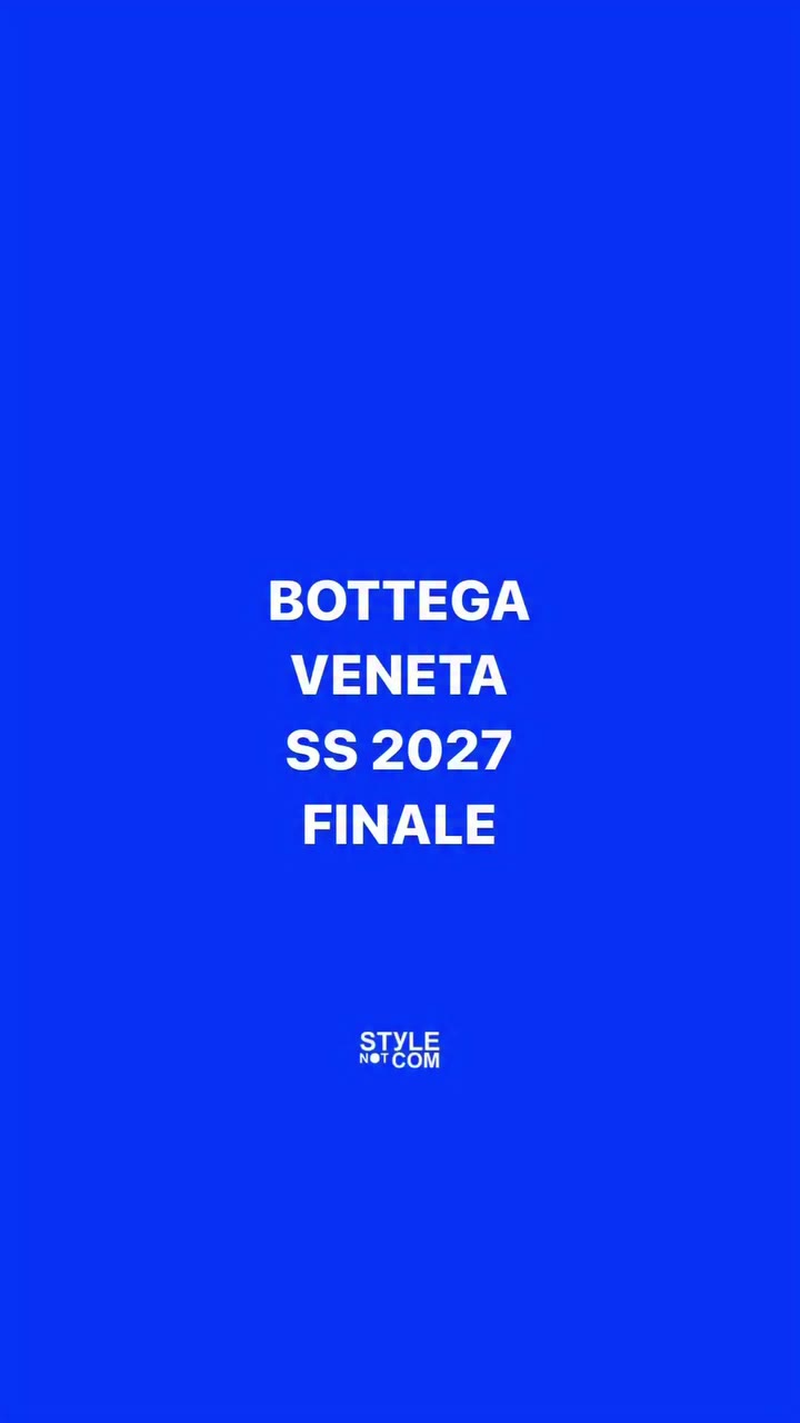 AS THE SOUNDTRACK SAYS - NEVER TOO MUCH! #BOTTEGAVENETA #MFW #MILANFASHIONWEEK…