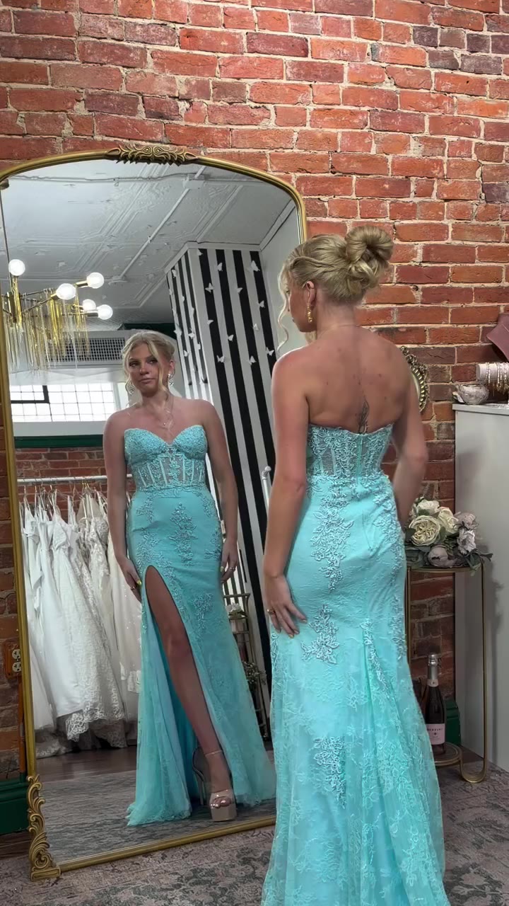 lovely lace🩵 👑: @kaitlindunn_ 👗: @ashleylauren #prom #prom2026 #dress…