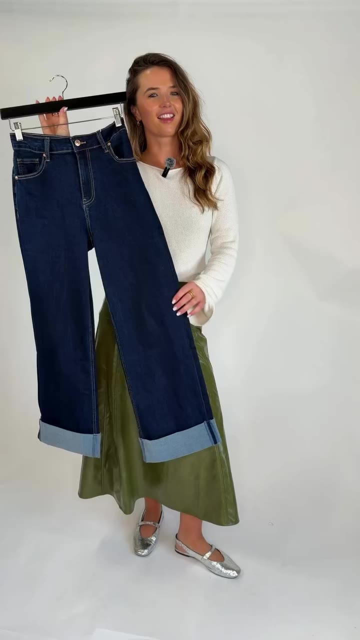 Our Rian Jean styled 5 different ways 💙 Stretch denim & such a comfy fit on…