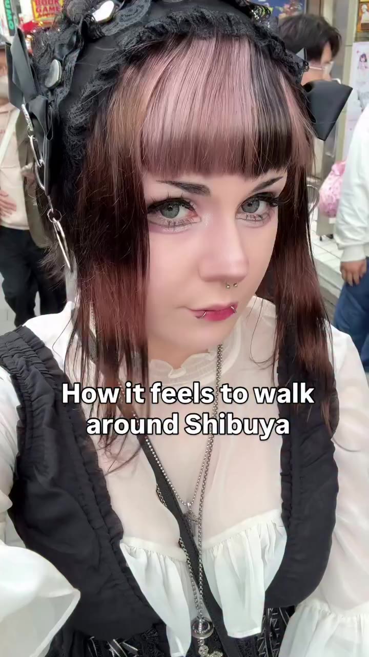 I won’t lie, I know the irony considering I’m a tourist. But damn, please…