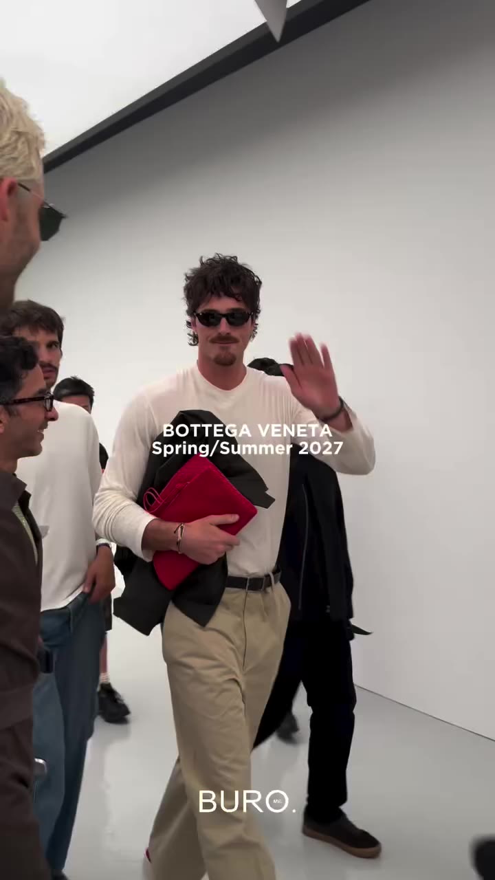 Inside the Bottega Veneta Spring/Summer 2027 show. #BottegaVeneta…