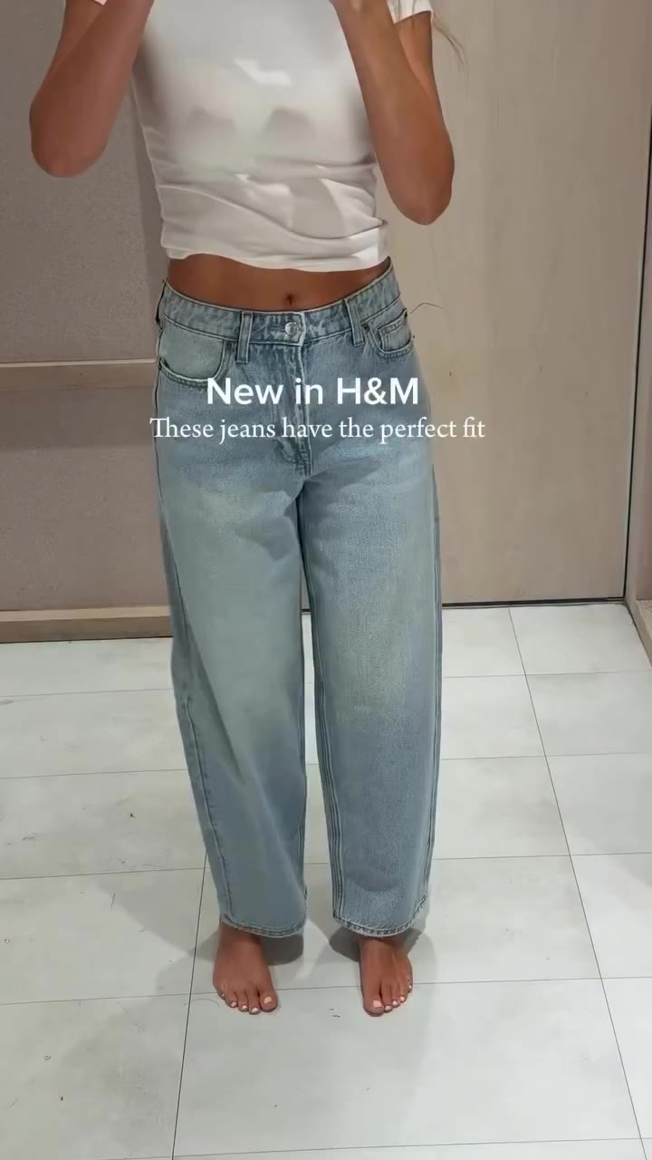 These jeans😍 Comment “SHOP” to receive the link in chat* Link is also in…
