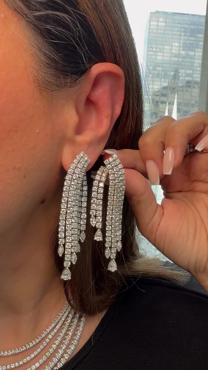 My love affair with diamonds continues, and Piranesi @piranesi_official never…