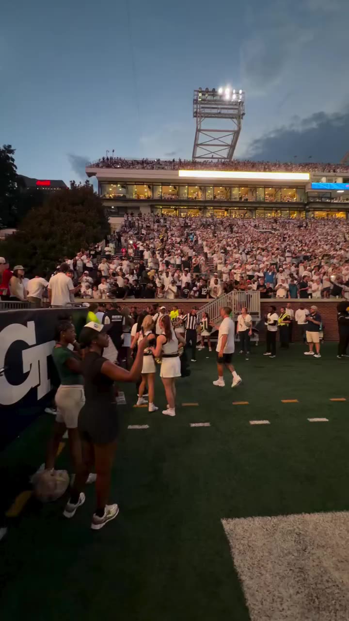 We can’t wait to “CU” repping your team this season in your Big Hat…👀