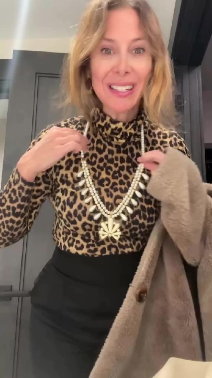 Lele talks about the inspiration behind the Scalloped Pearl Statement Necklace!