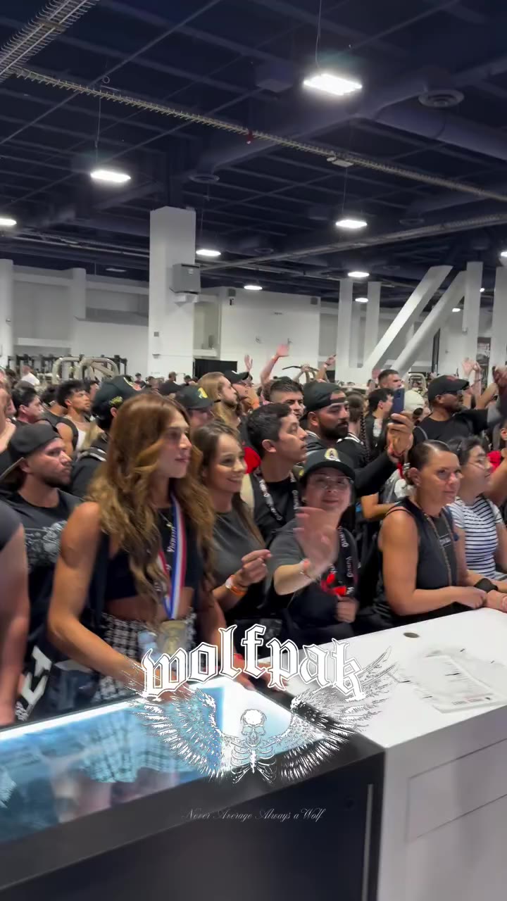 WOLFpak owning the expo 🐺 #wolfpak NEVER AVERAGE ALWAYS A WOLF
