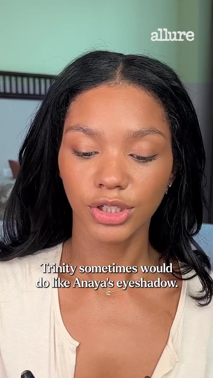 She’s a blush girlie through and through! Keep watching to see which @rhode…