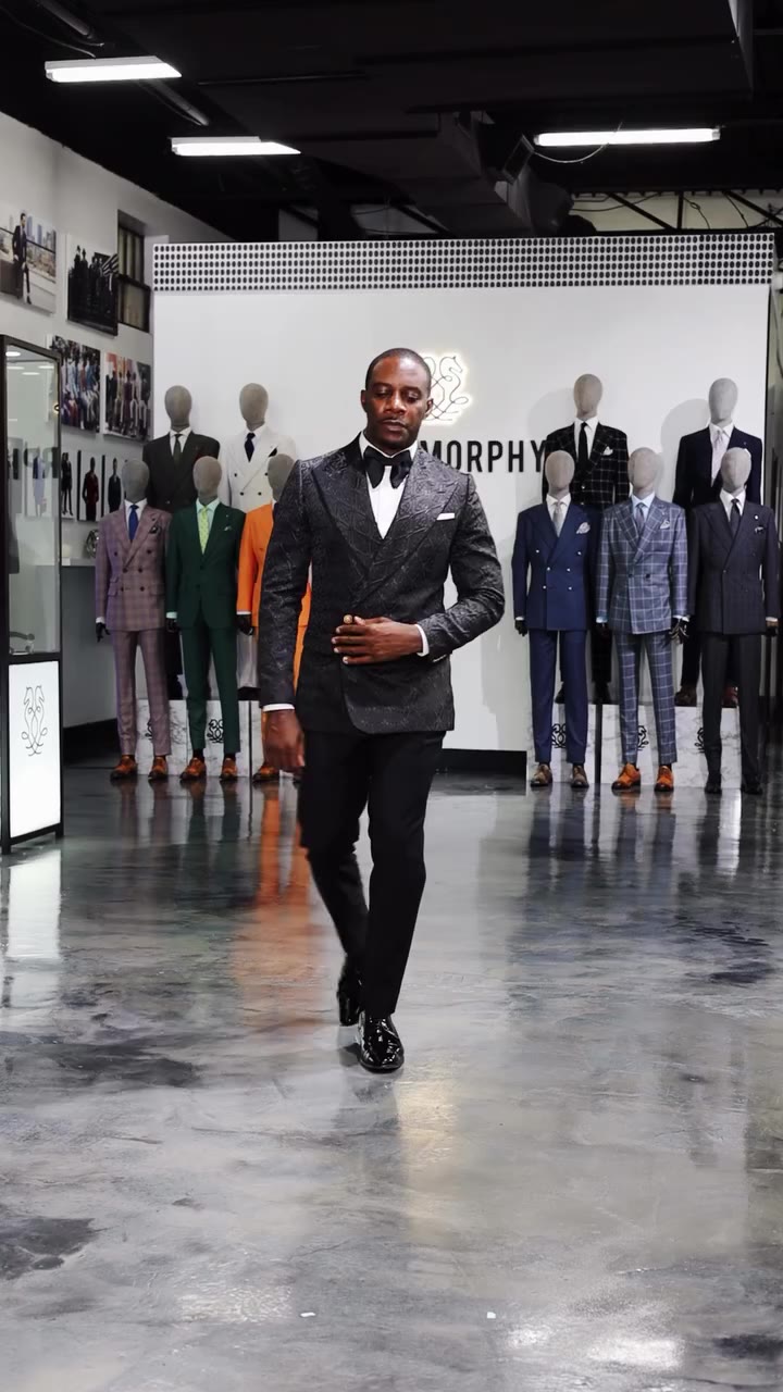 Saturday's mood ⭐️ #donmorphy #menswear #mensfashion #tux #fashion