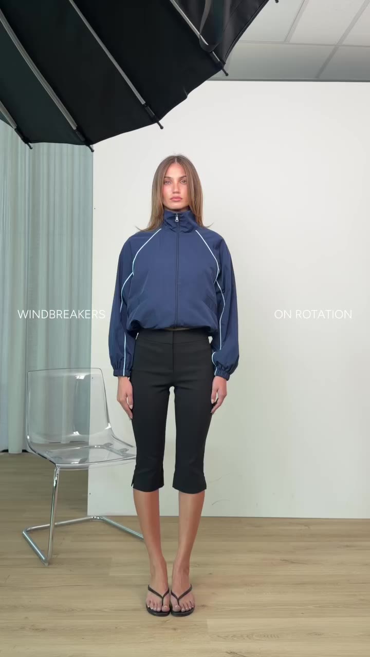 The layer of the season. Discover our latest windbreakers online and in-store…