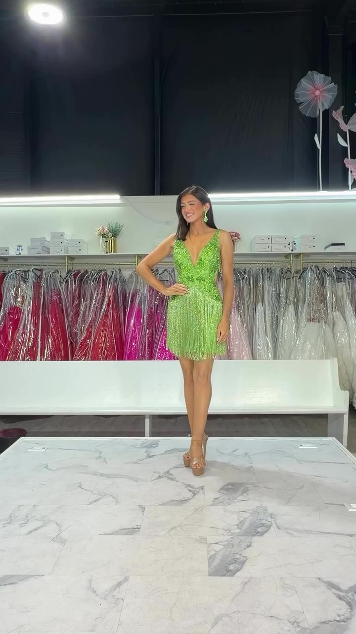 We can’t keep our eyes off of @Sherri Hill homecoming dresses!! Obsessed with…