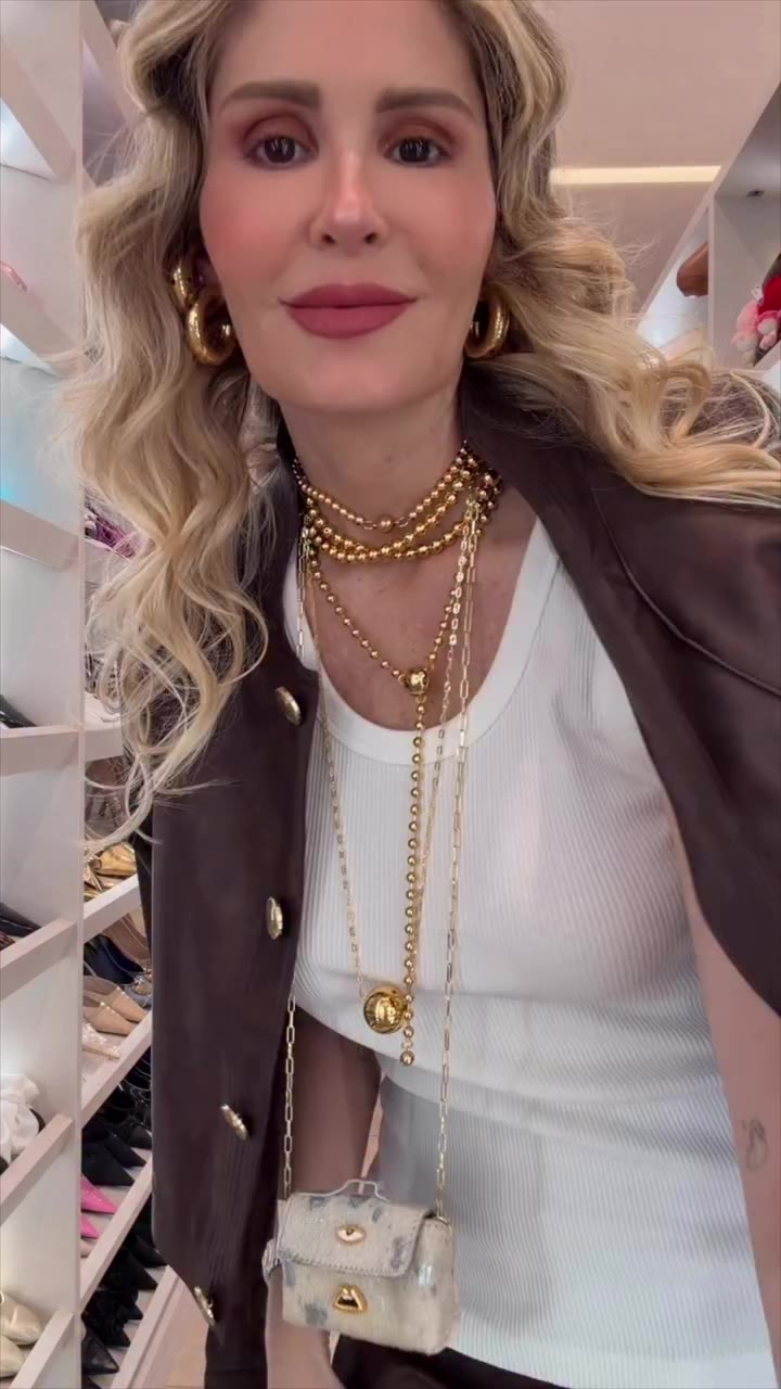 Otro runway otro look… esta vez de @nataliablancodesign de…