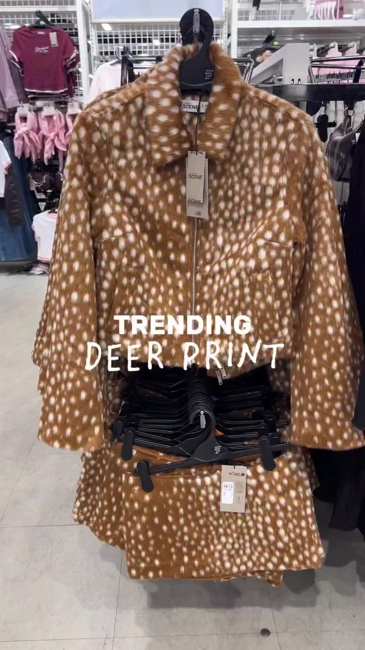 Okayyyy I’m a sucker for any animal print 🥲 but what you thinking of the deer…