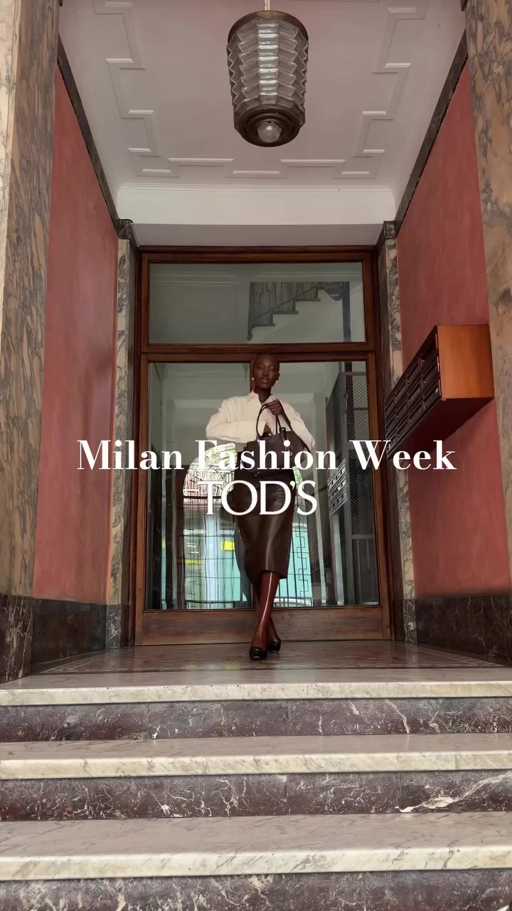 “ITALIAN ATTITUDE” @tods ss27 @mt_matteotamburini #milanfashionweek #todsss27