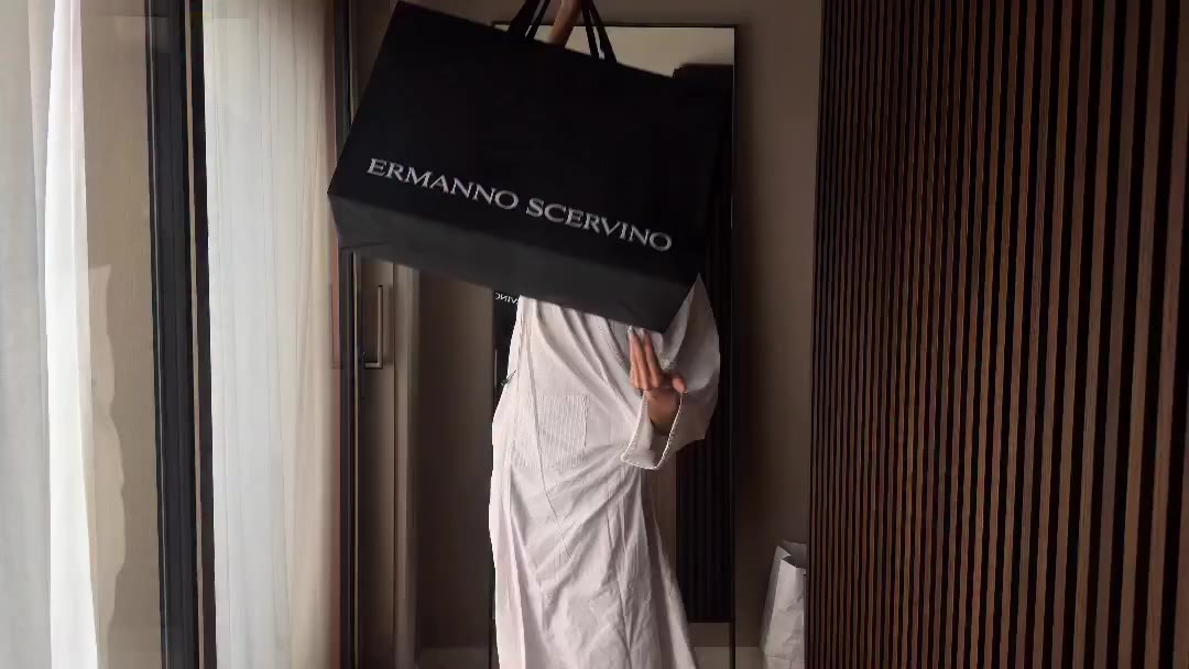 Vlog @ermannoscervino show #mfw \invited