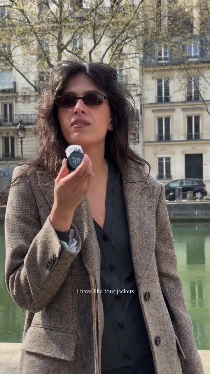 The Commuter Fit - in motion, city to city. @catrinsandberg in Paris, wearing…