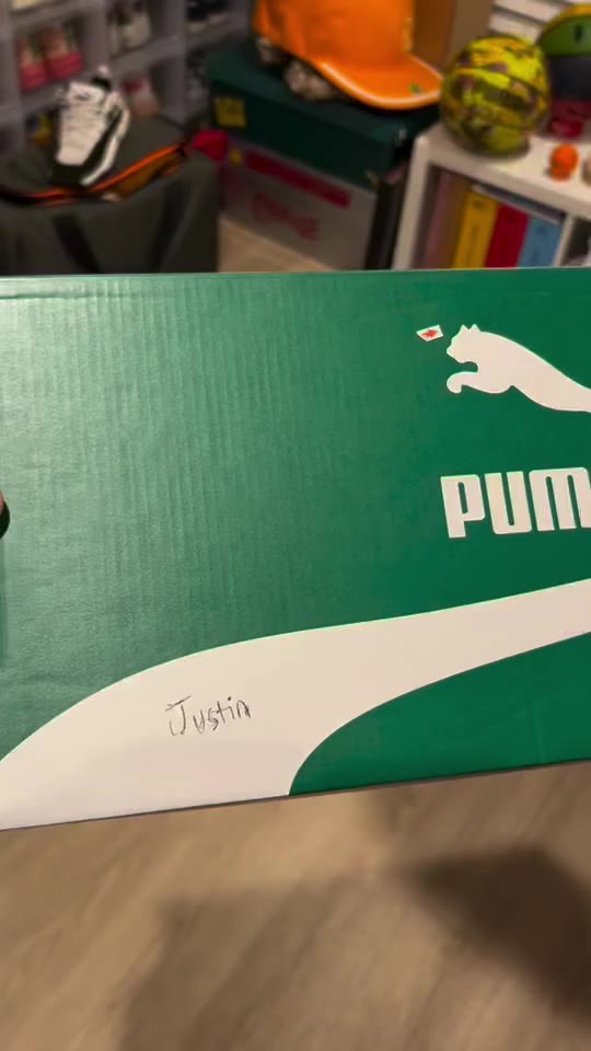 Suede Day 10-16-2026 When I think about the Puma Suede I can’t help but dwell…