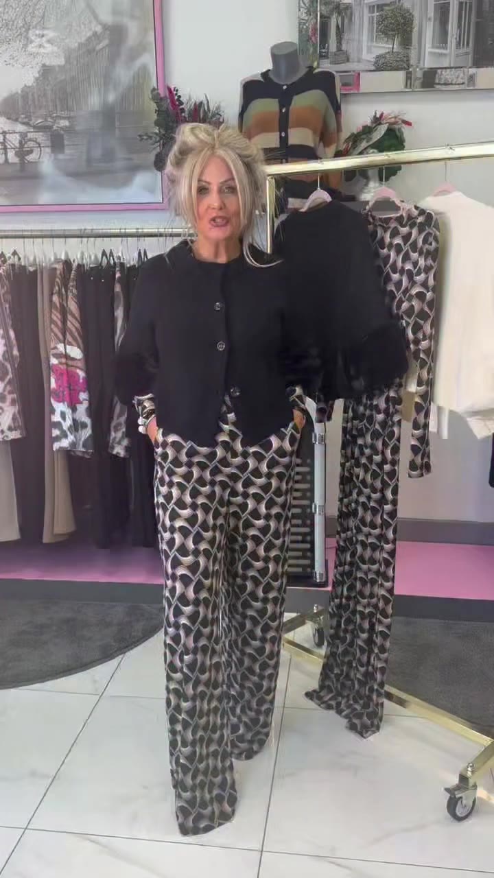 Look by @fashionbylindadublin