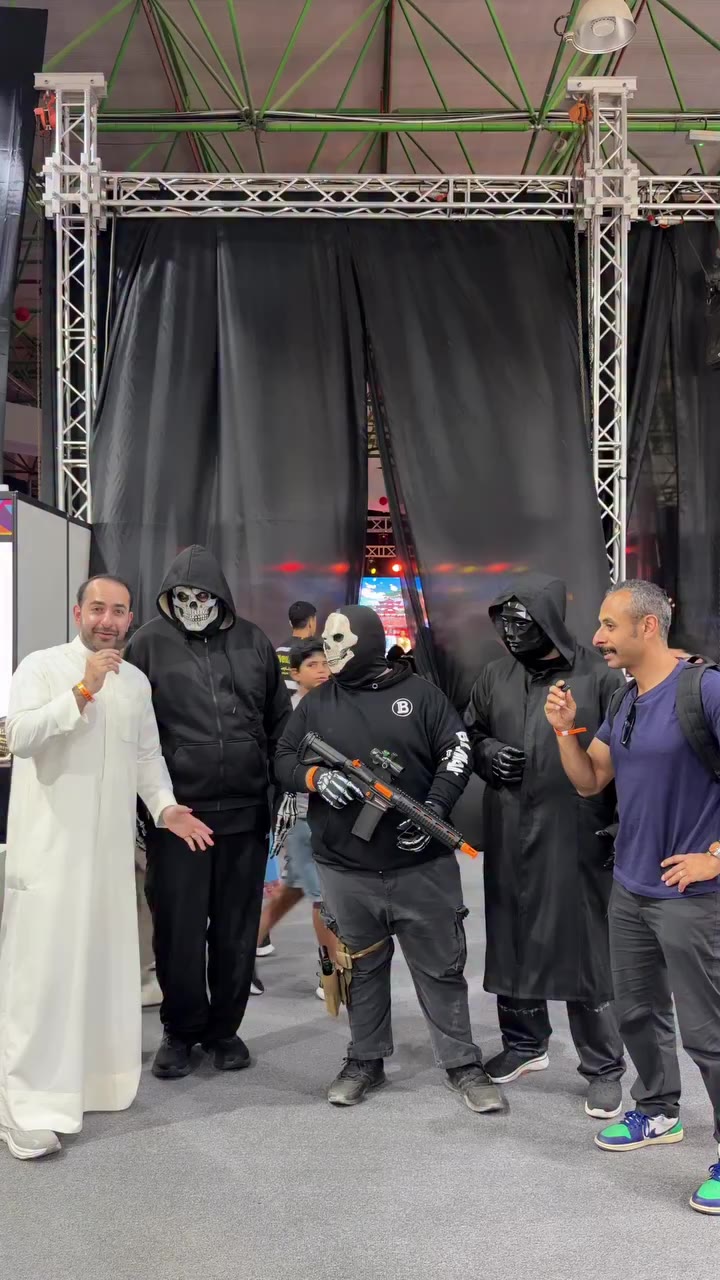 مقابله مع شخصيات في كوم فست @comfestcon . #kuwait #comfest2026 #cosplay…